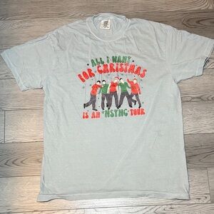 NSYNC All I Want For Christmas Is An *NSYNC Tour Retro T-Shirt Size Large 90s